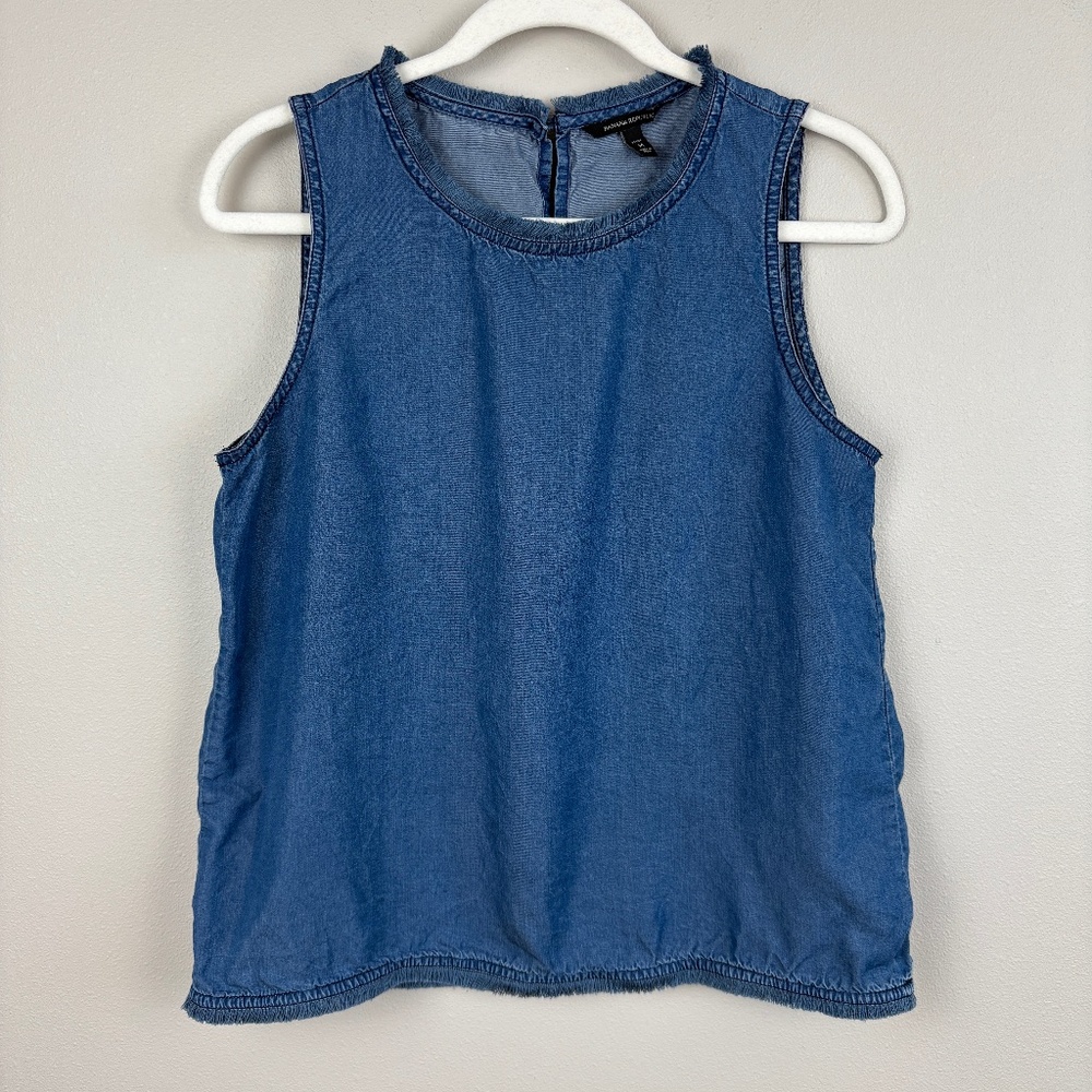 Banana Republic Sleeveless Fringe Trim Chambray Top - Size Medium Petite